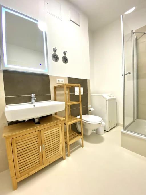 Drottning Ferienwohnung Altstadt Висмар Экстерьер фото
